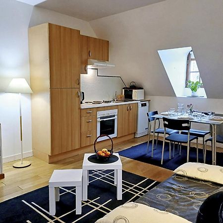 Le Jardin Des Lys - Chambre D'Hote Ou Appartement La Roche-Posay Zimmer foto