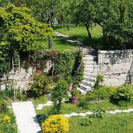 Le Jardin Des Lys - Chambre D'Hote Ou Appartement La Roche-Posay Zimmer foto