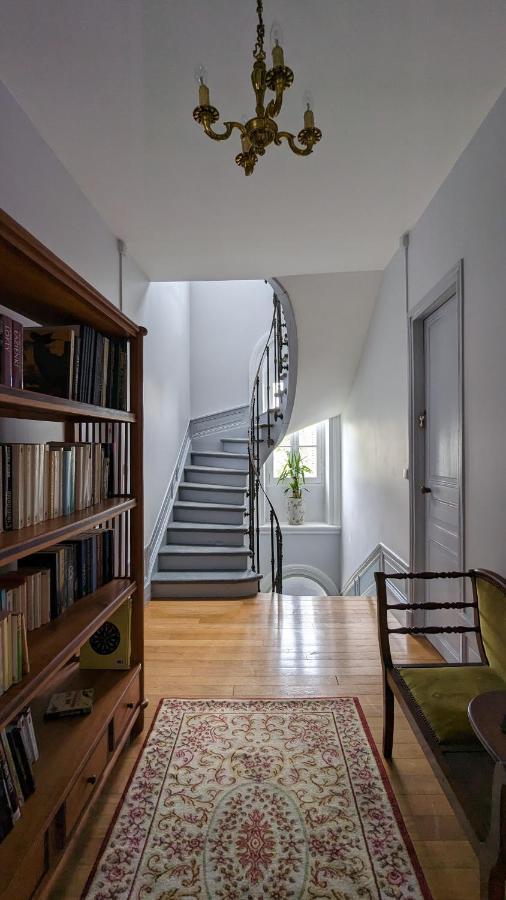 Le Jardin Des Lys - Chambre D'Hote Ou Appartement La Roche-Posay Exterior foto