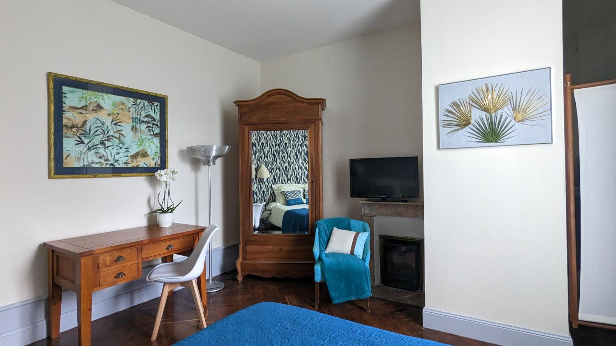 Le Jardin Des Lys - Chambre D'Hote Ou Appartement La Roche-Posay Zimmer foto