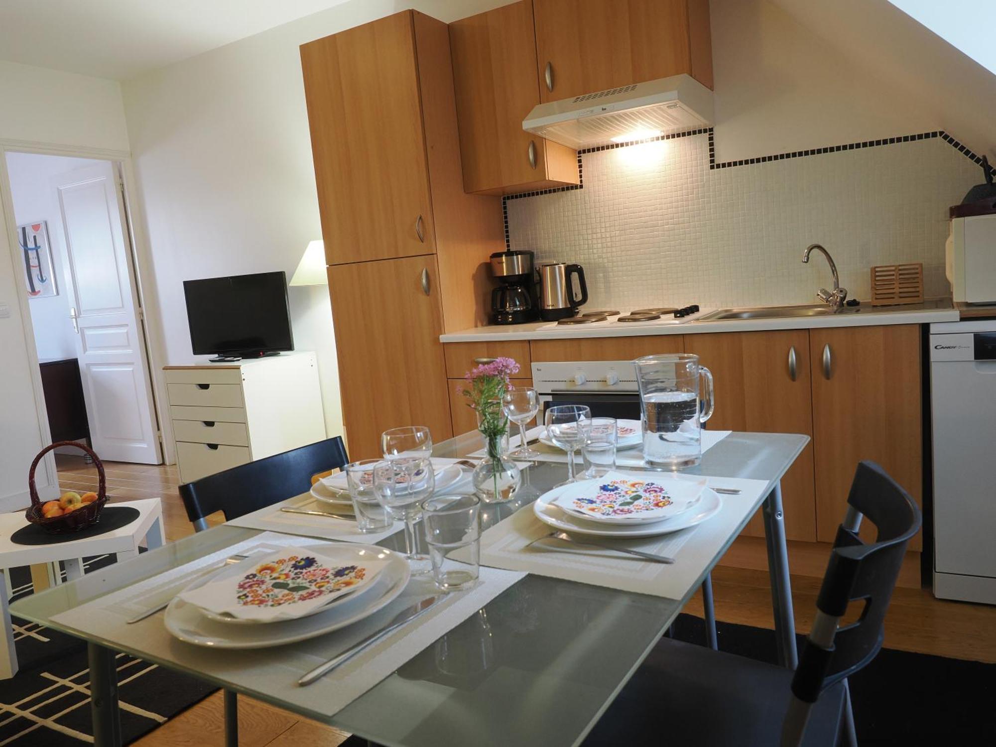 Le Jardin Des Lys - Chambre D'Hote Ou Appartement La Roche-Posay Zimmer foto